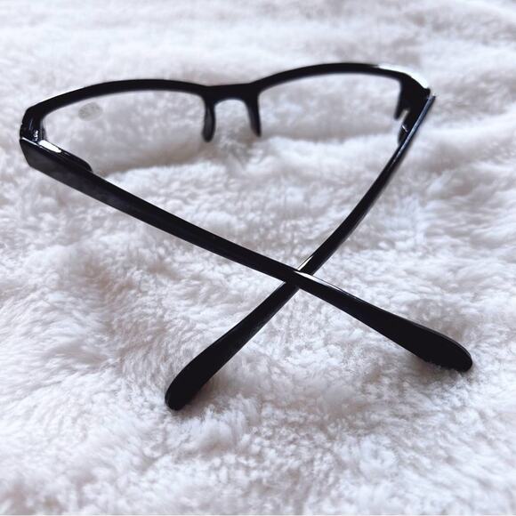 Sam Black Rectangular Reading Glasses - Picture 8 of 11